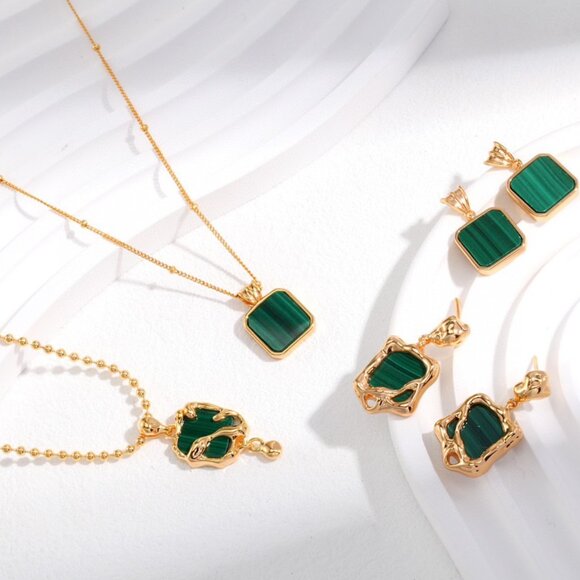 💚 Artisan Original Design Genuine Malachite Drop Earrings | Sterling Silver - Picture 4 of 6